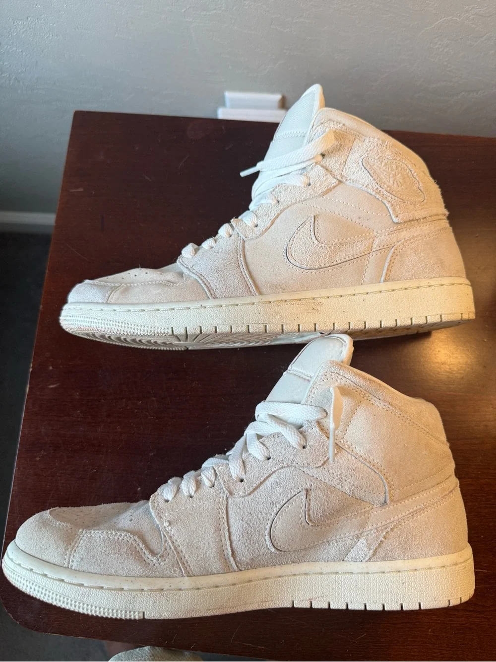 Air Jordan 1 Mid SE Craft